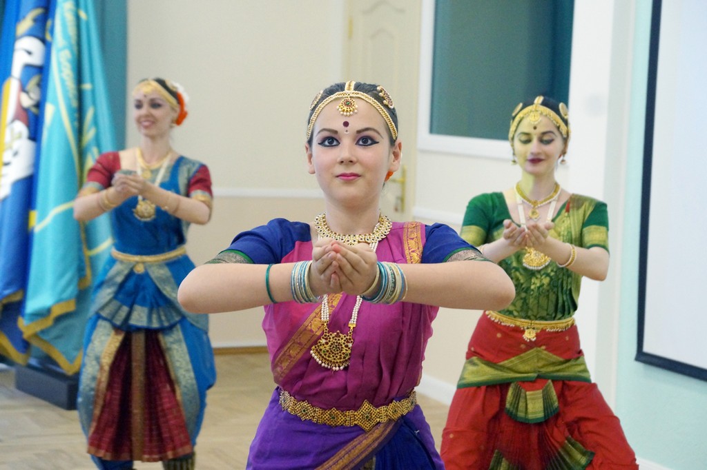 ‘India and the World’ Lecture by Ambassador Extraordinary and Plenipotentiary of India to Ukraine