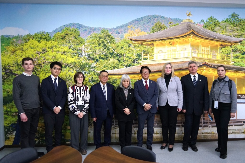 Japanese Delegation Visits Grinchenko University